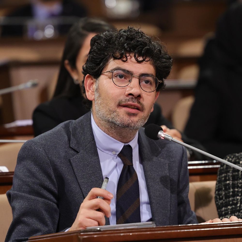 Doç. Dr. Oğuz Demir