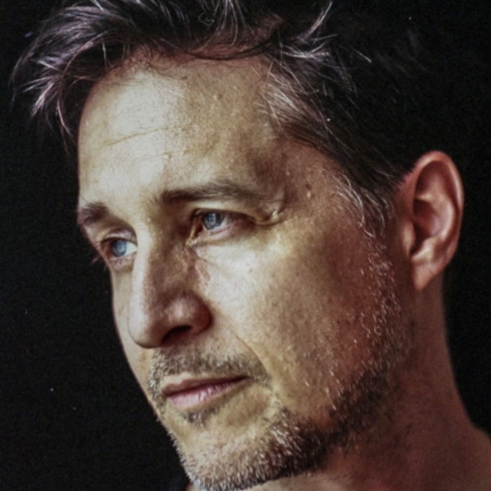Yuri Lowenthal