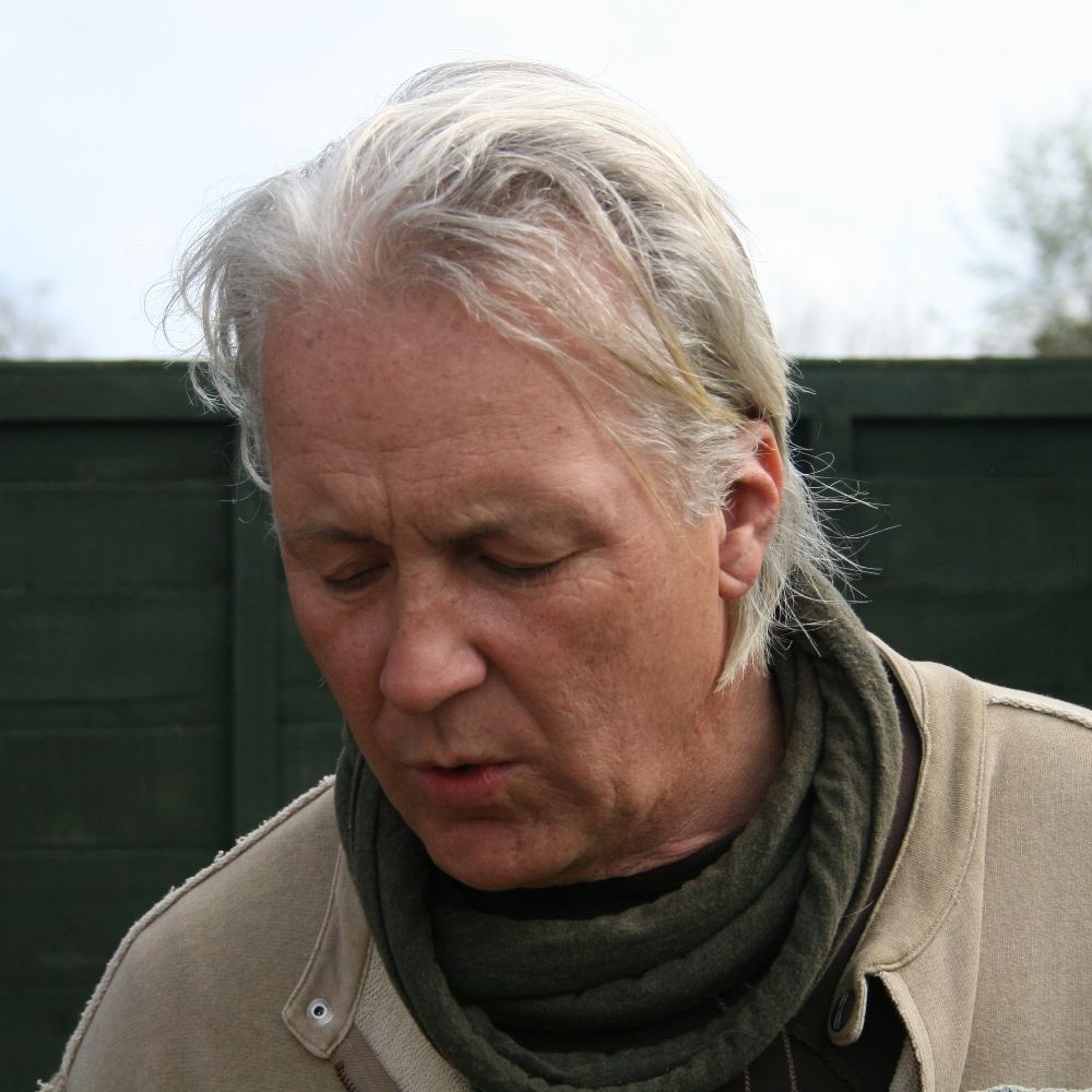 Lindsay Campbell