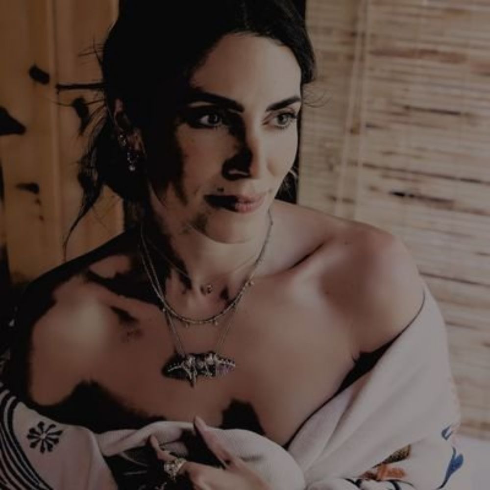 𝐄𝐓𝐇𝐀𝐍'𝐒 𝐐𝐔𝐄𝐄𝐍.