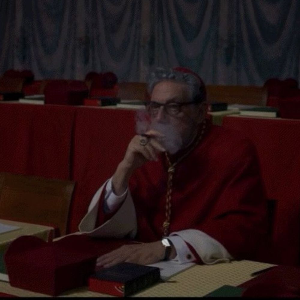 tedesco baforando vape enquanto o pau tora no conclave
