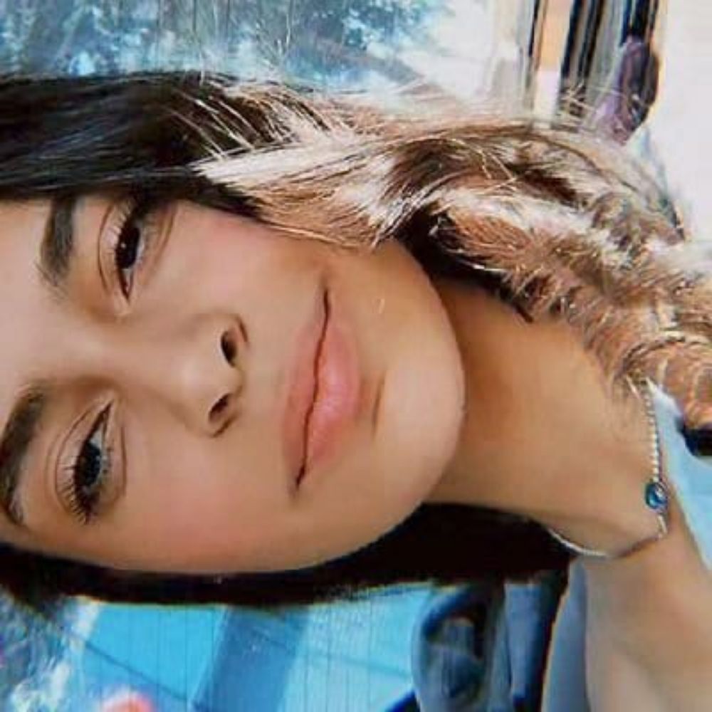Isa com dois L e Y 