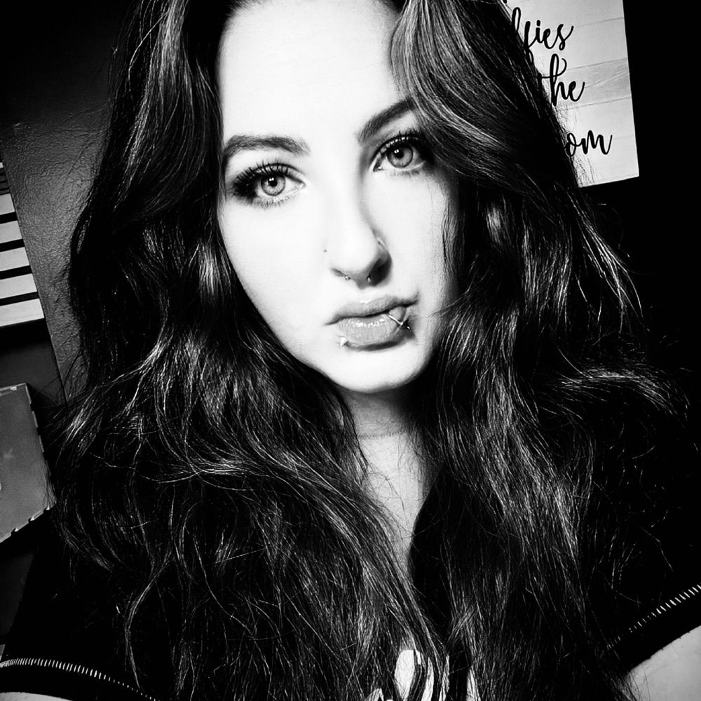 🥀𝕍𝕠𝕝𝕒𝕥𝕚𝕝𝕖 ℤ𝕠𝕞𝕓𝕚𝕖🖤