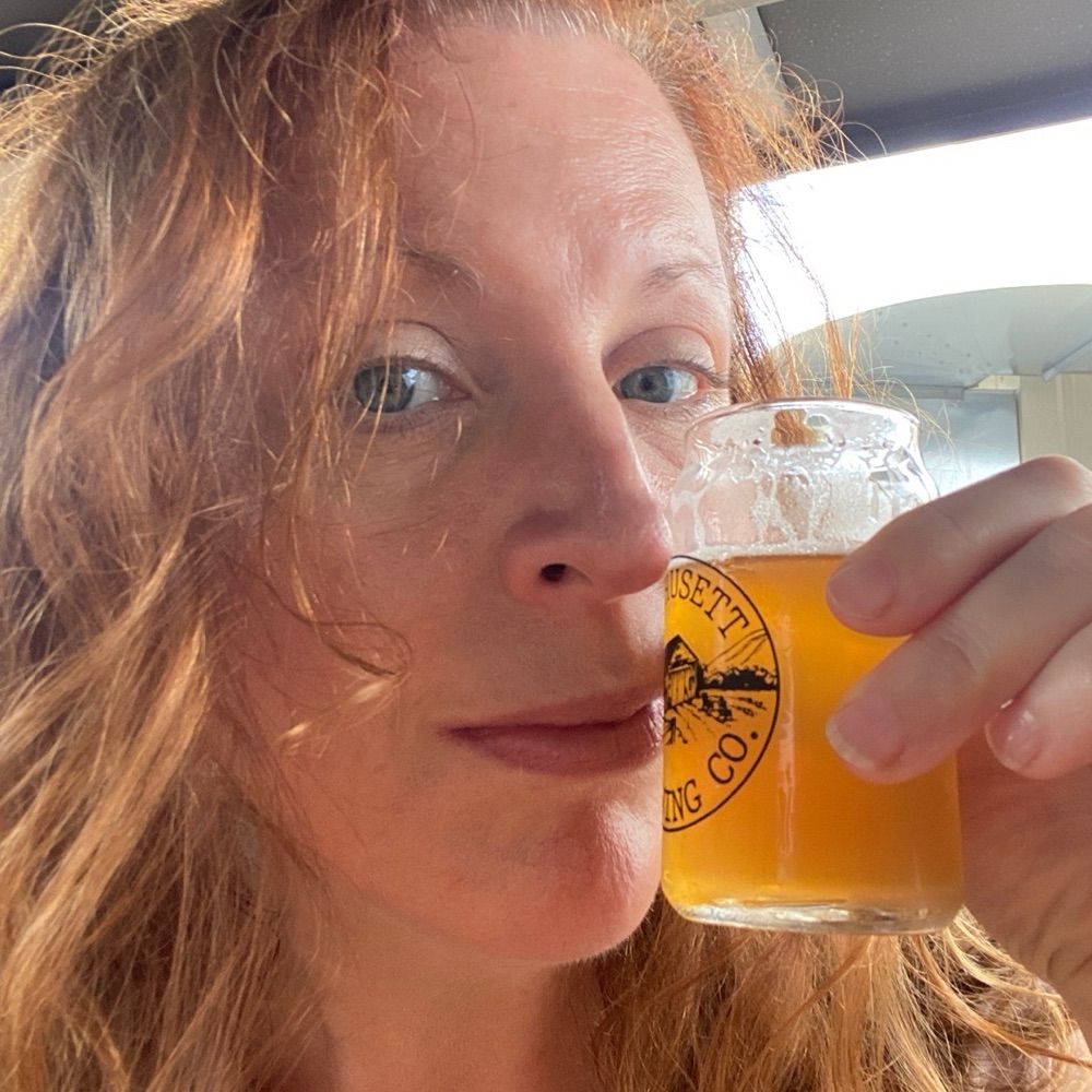 Wry Redhead