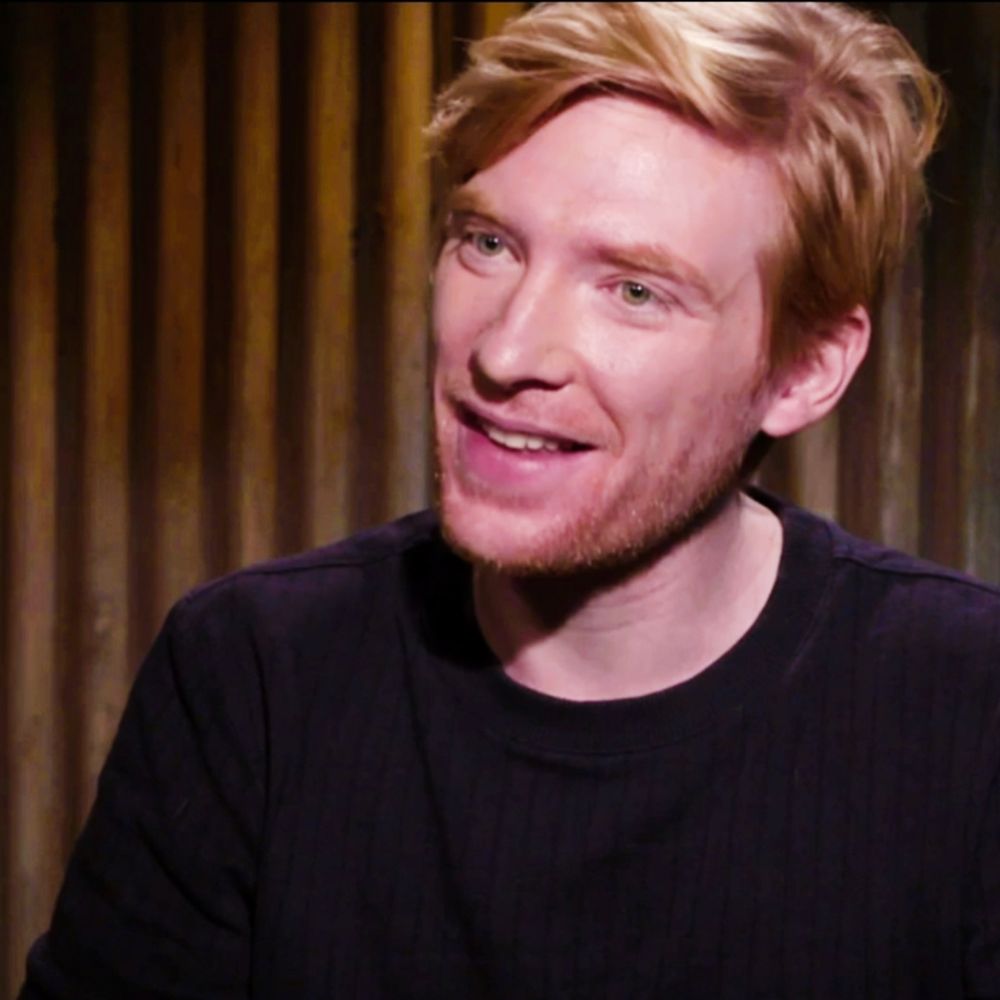 domhnall's strand of hair 