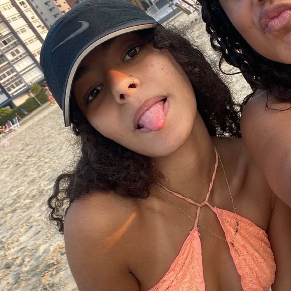 🧜🏽‍♀️.