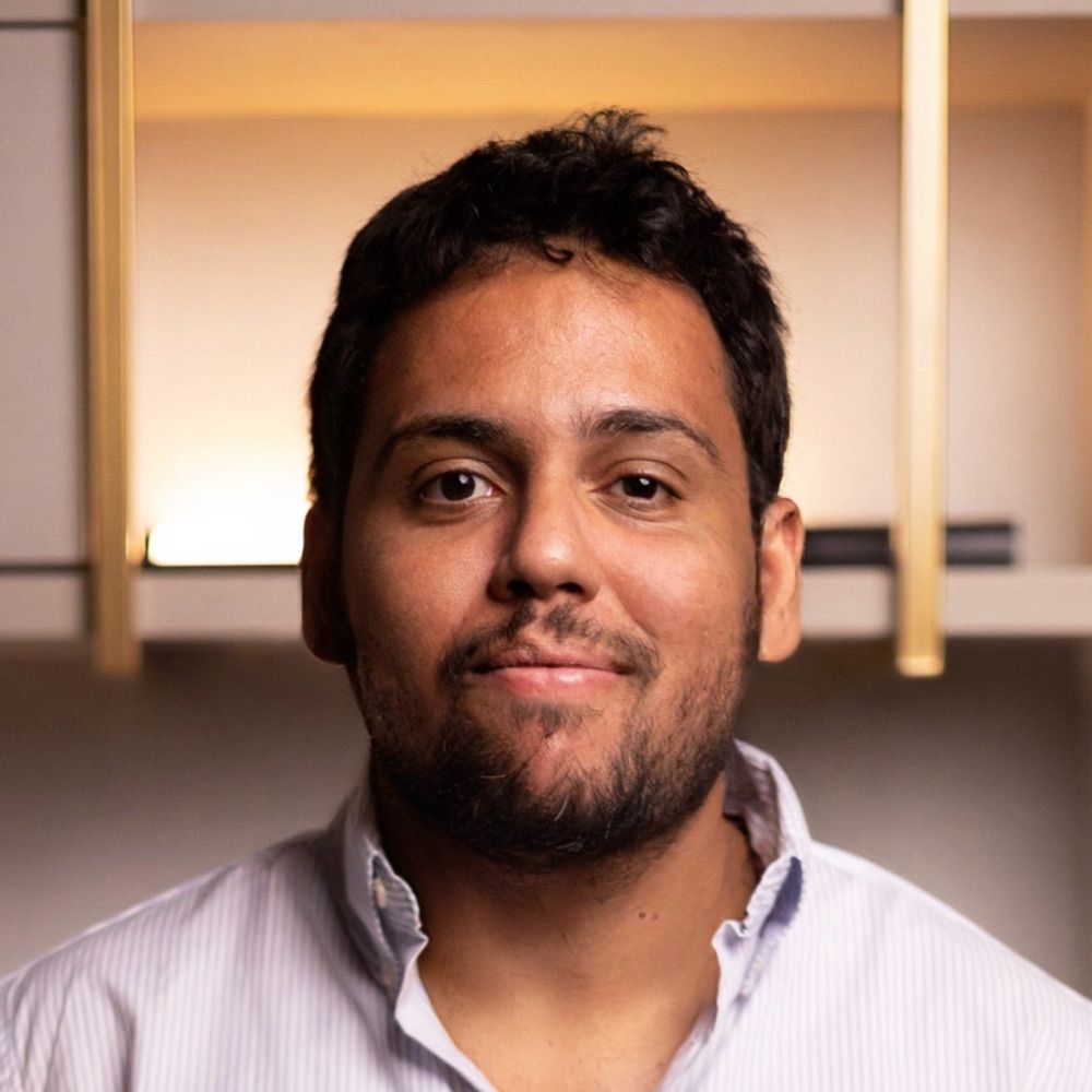 Fernando Aquino