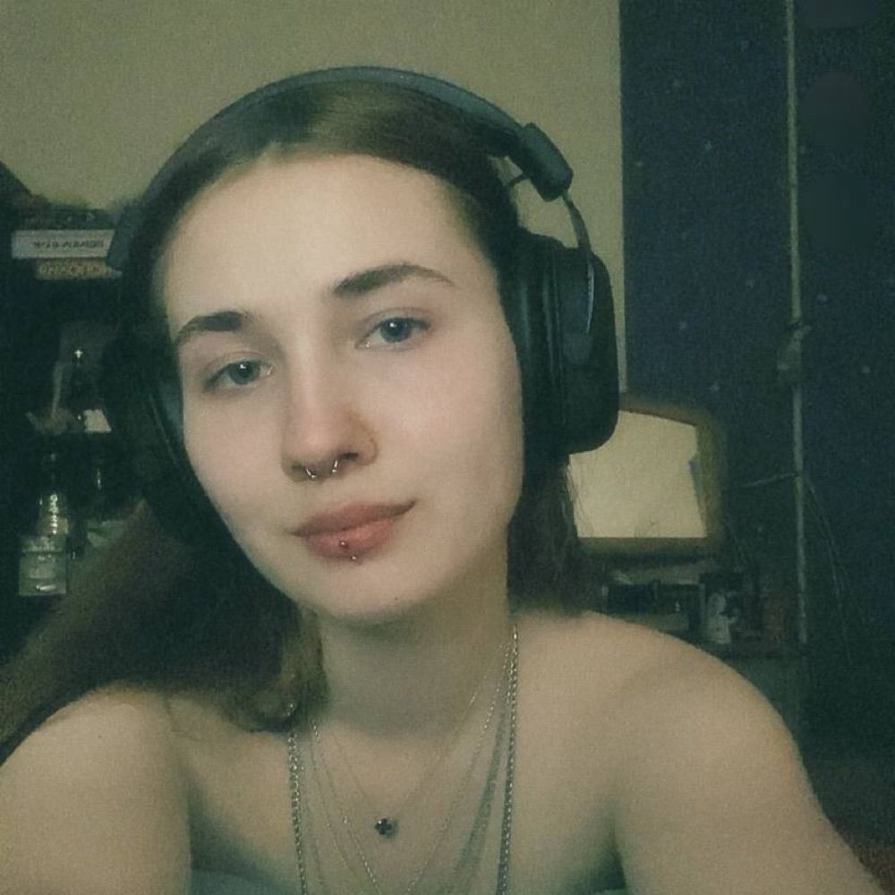 Lili Foxart