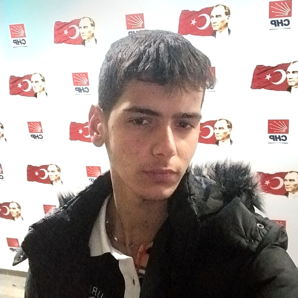 Hikmet Karalar 