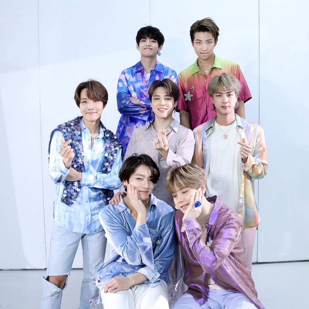 April ⁷ 💜 Daily BTS Photos