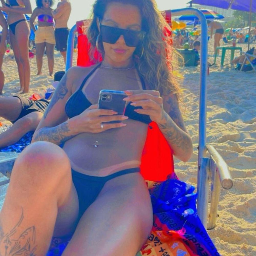 Flávia Rebello 