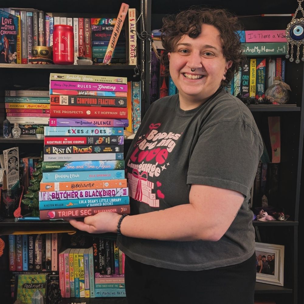 Franki | IG: the.queer.bibliophile