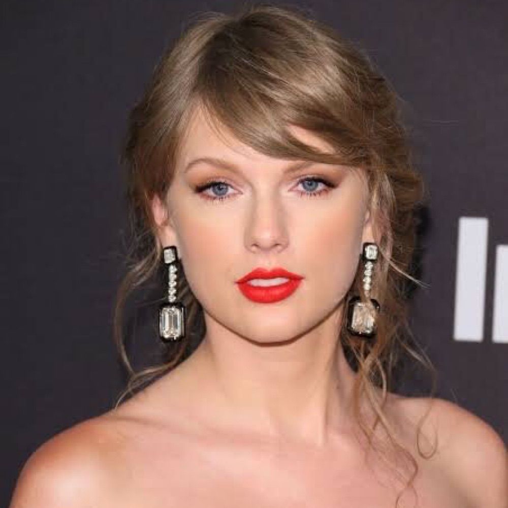 TaylorSwiftStyled