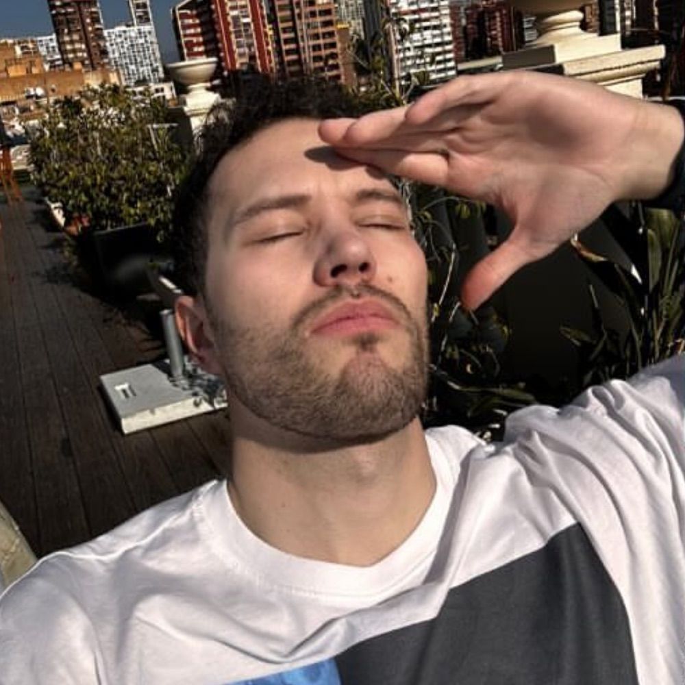 Adrián Carapan 🥖