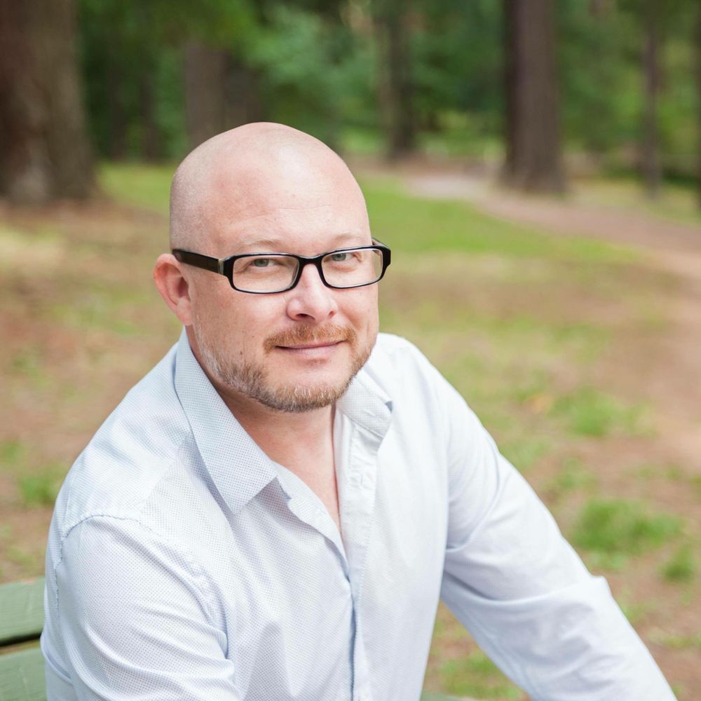 Craig M Williams
