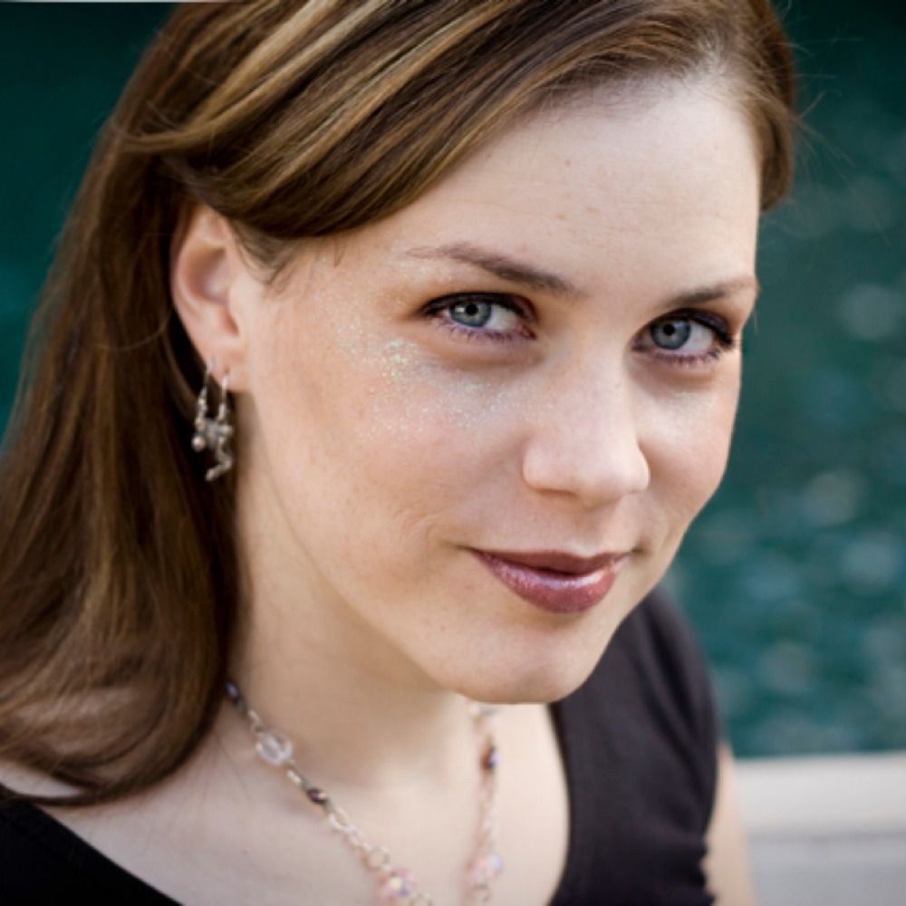 Aprilynne Pike