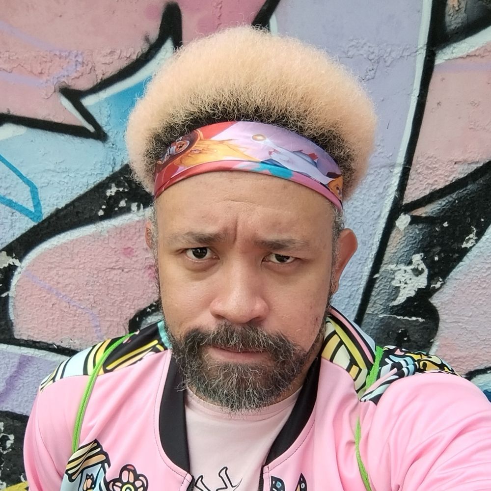 🏳️‍🌈🏳‍⚧ Miko A 🌸 🍞♫２０００ de PAN ♫✨