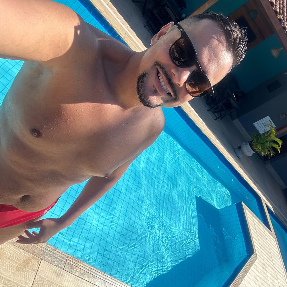 _Frances18+