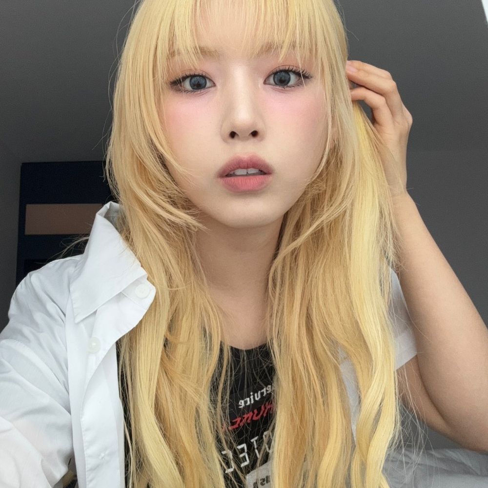 zee 김지 ·