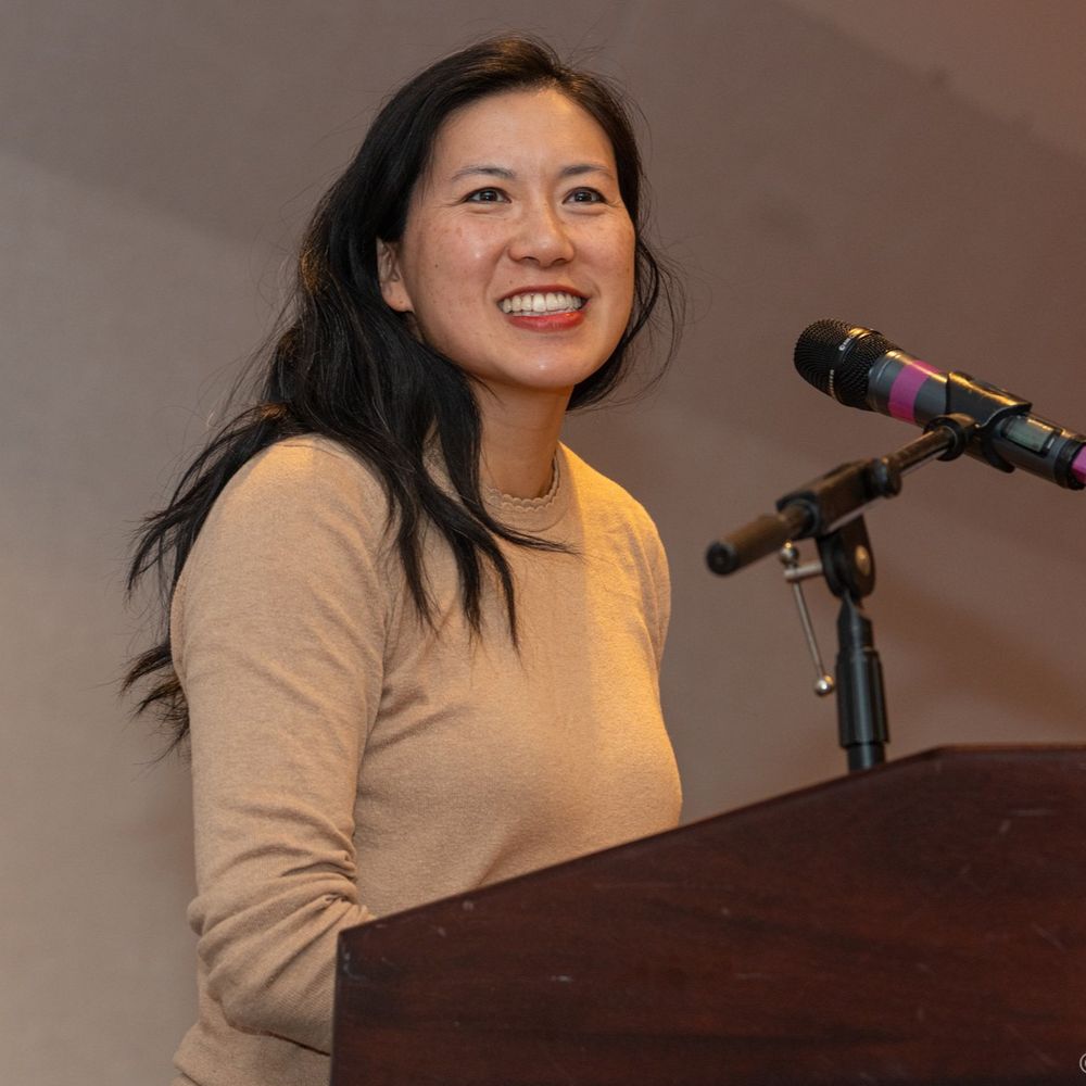 Annie Lee 李申申