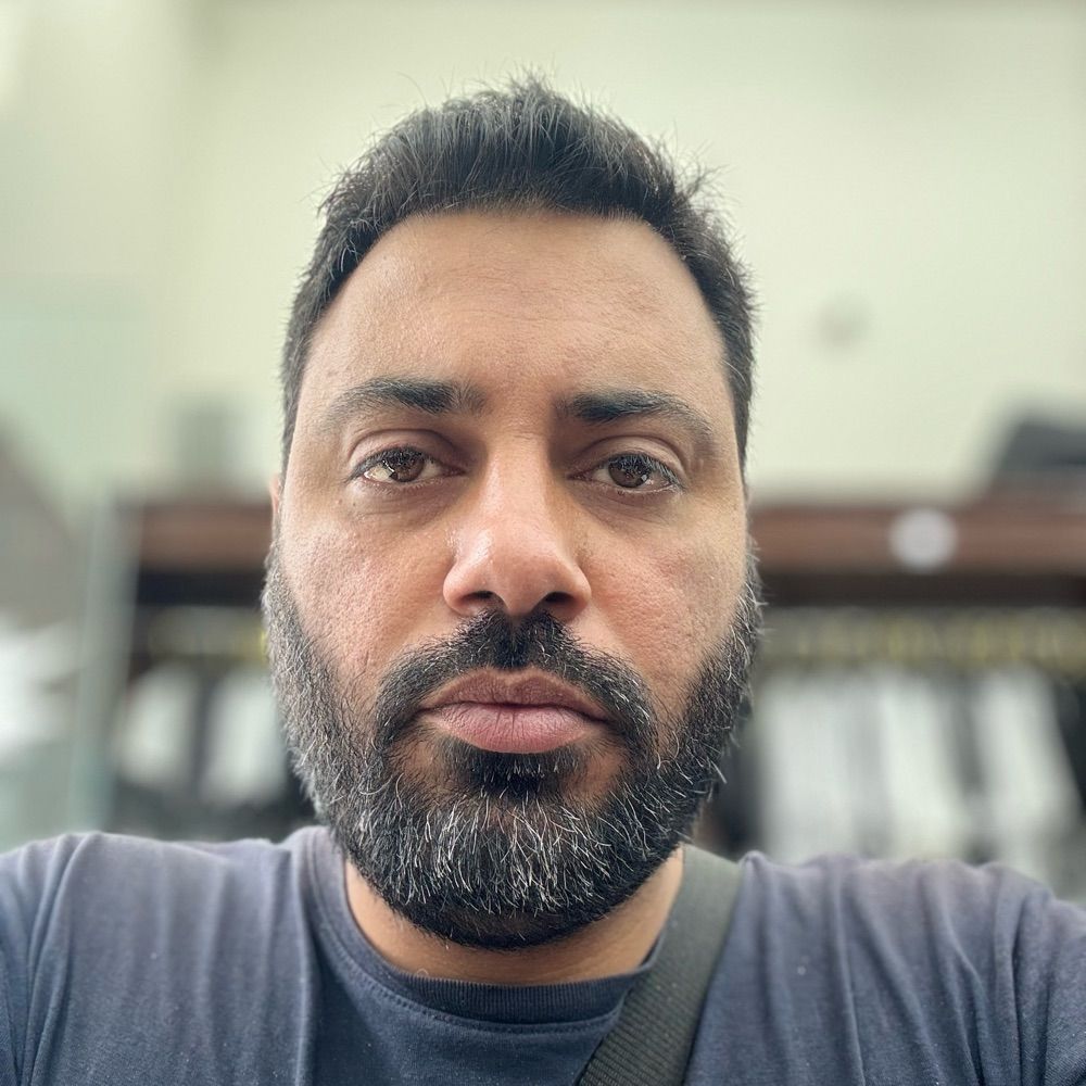 Davood Ravaf