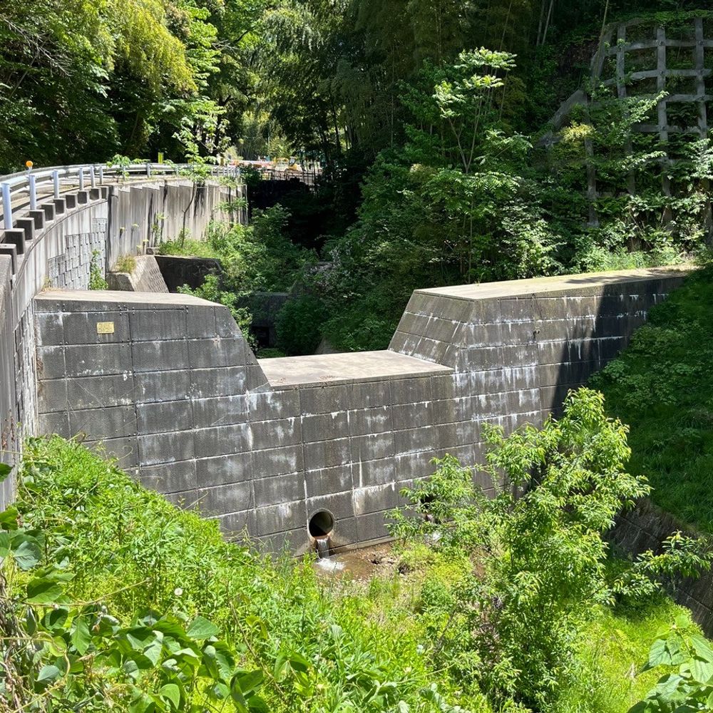 砂防堰堤