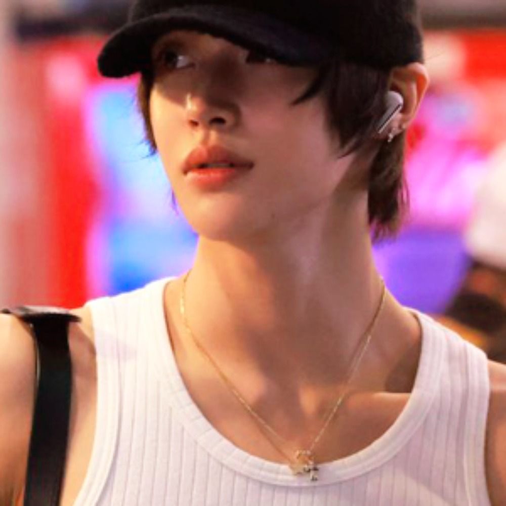 wonbin, 원빈 · 🎃