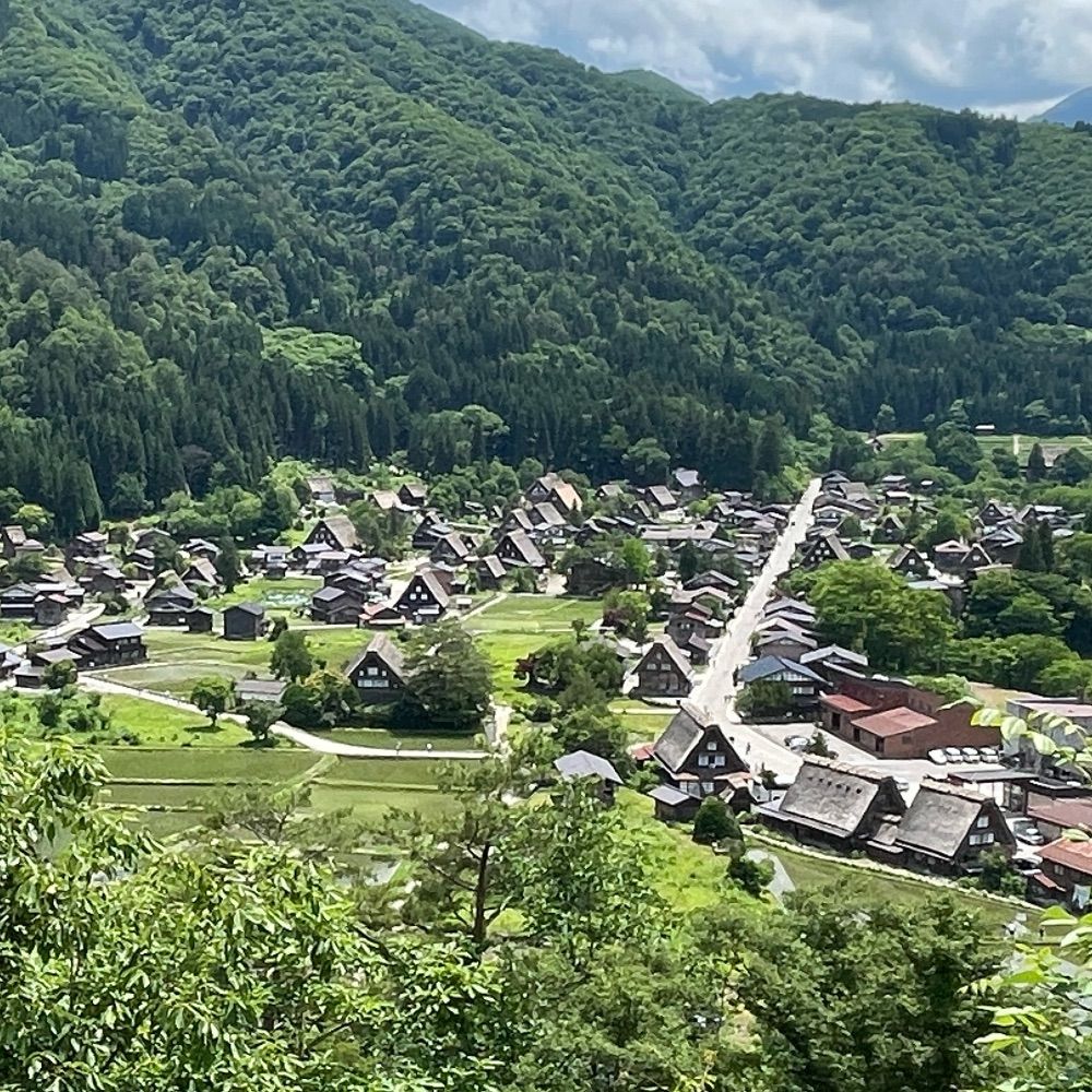 う