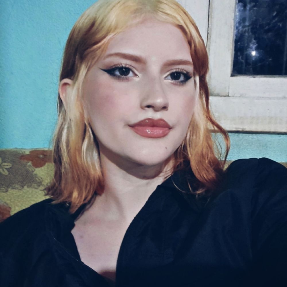 ‎♡₊˚ 𝓜𝓪𝓻𝔂 🦢・₊✧