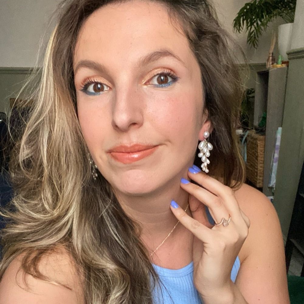Dr Alexandra Lautarescu 