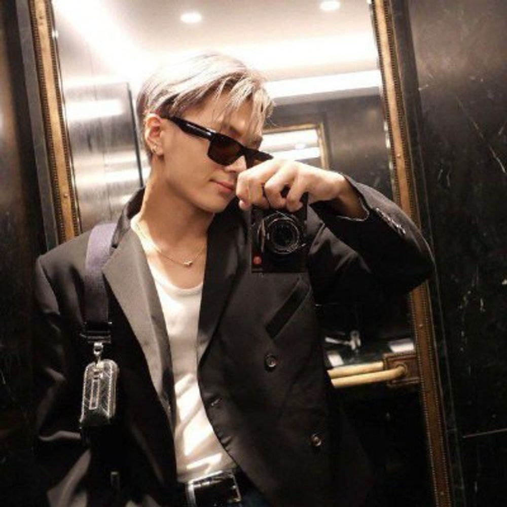 Jae.
