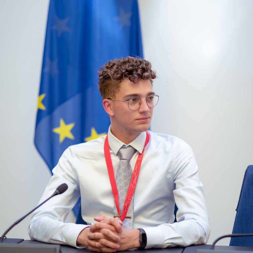 Andrej P.