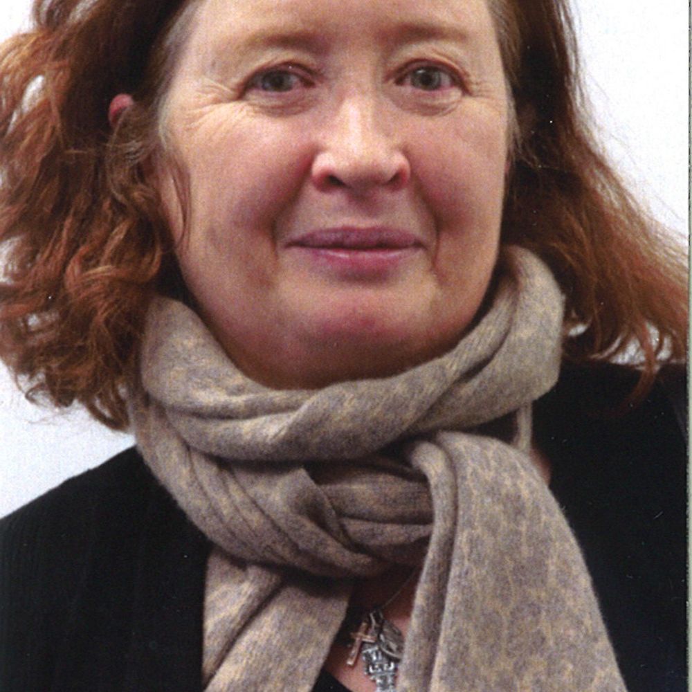 Carole Lyons