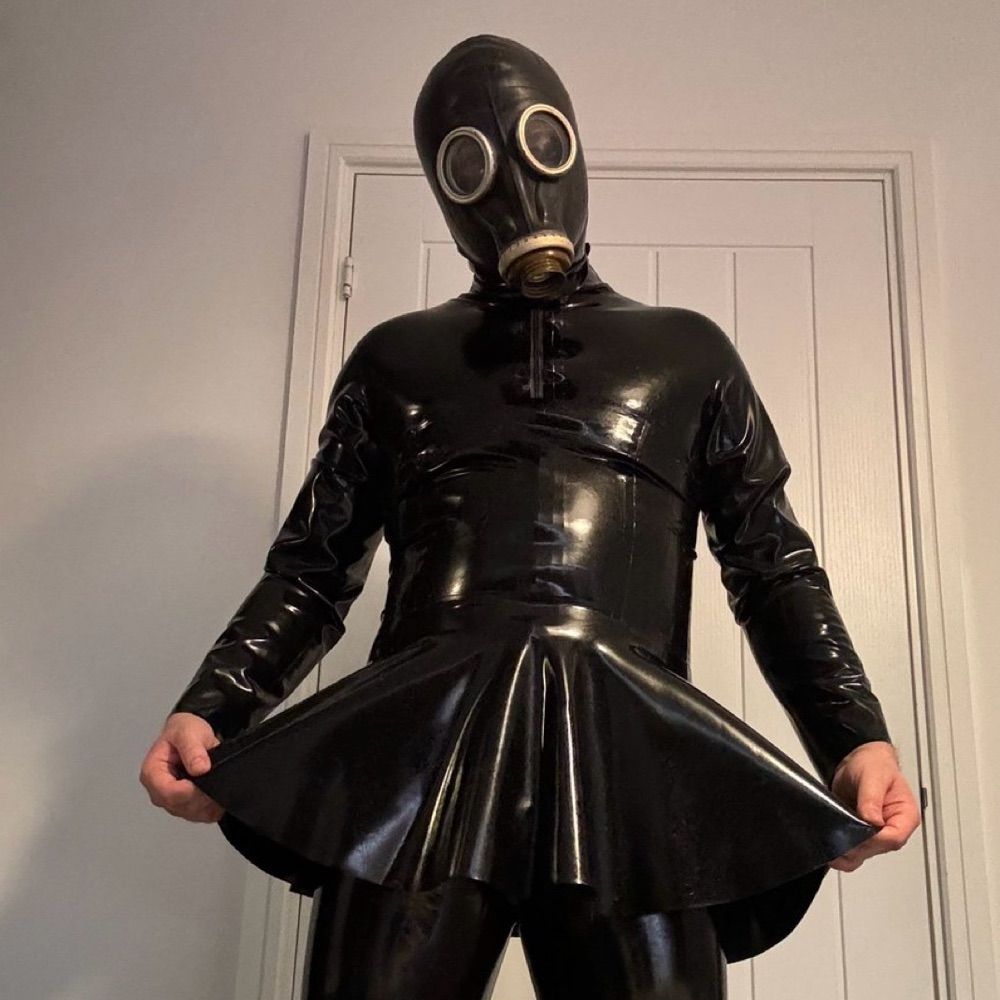 Latexgimpboy