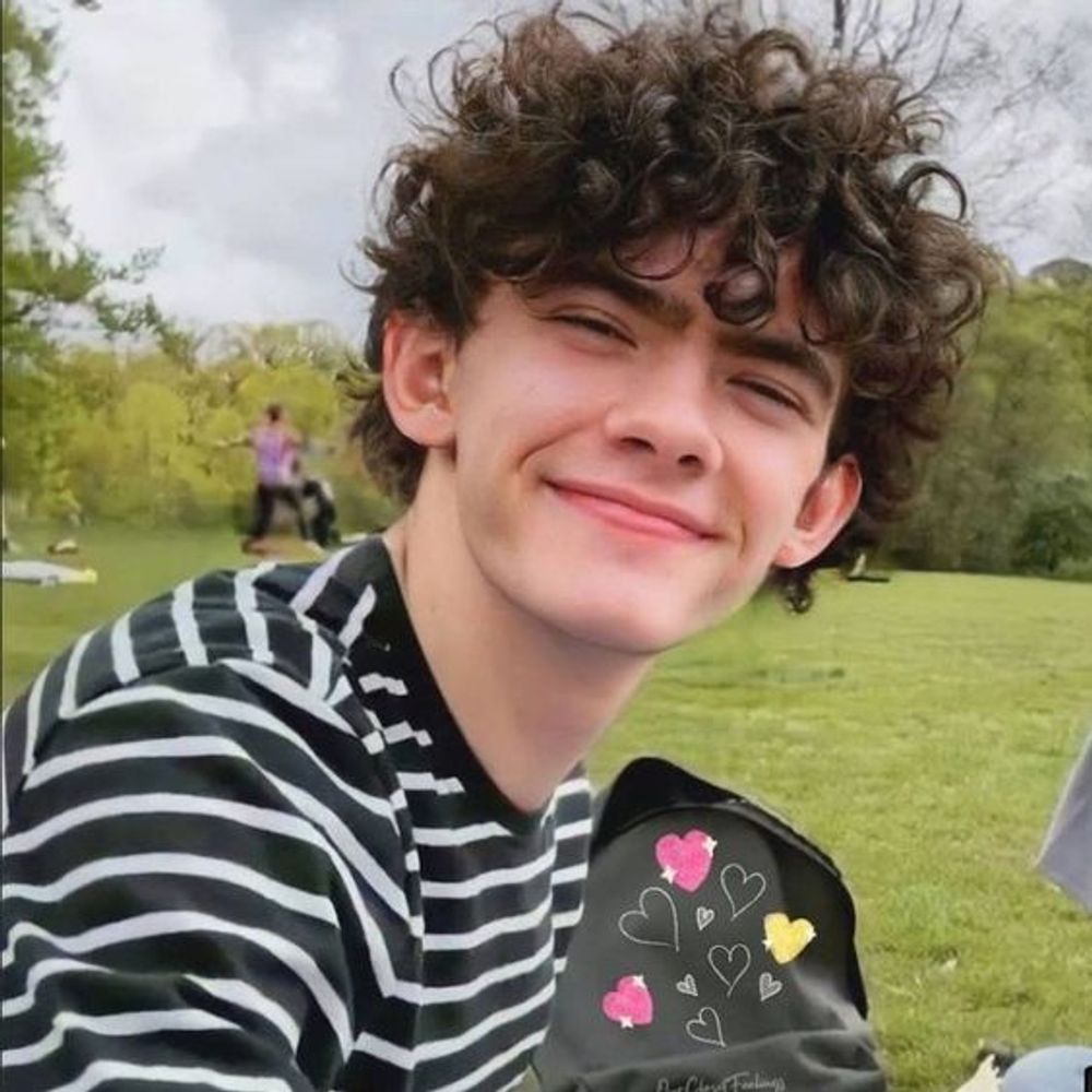 Charlie Spring - Heartstopper
