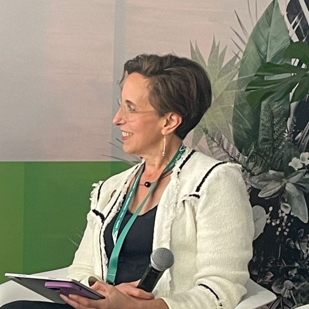 Diane B Holdorf