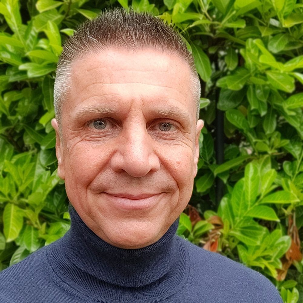 Volker Schuster