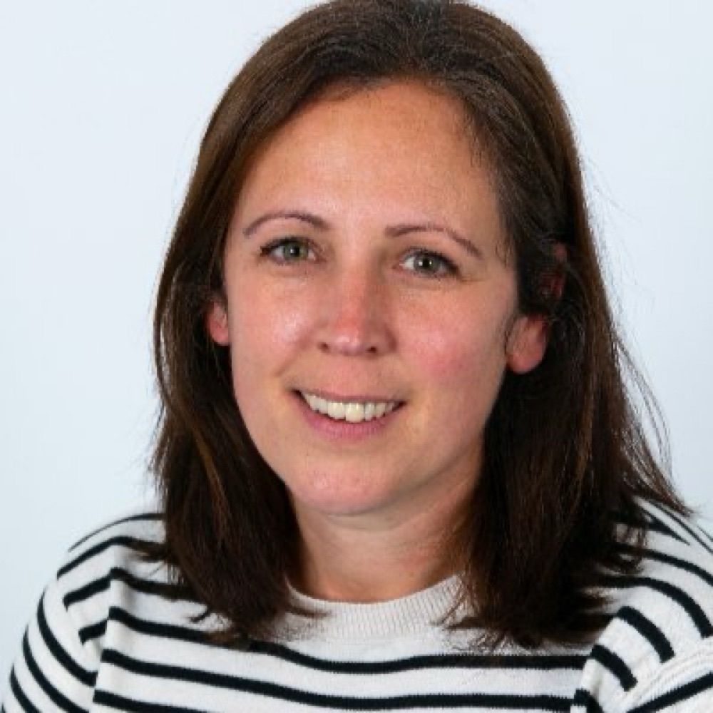 Dr Nicola White