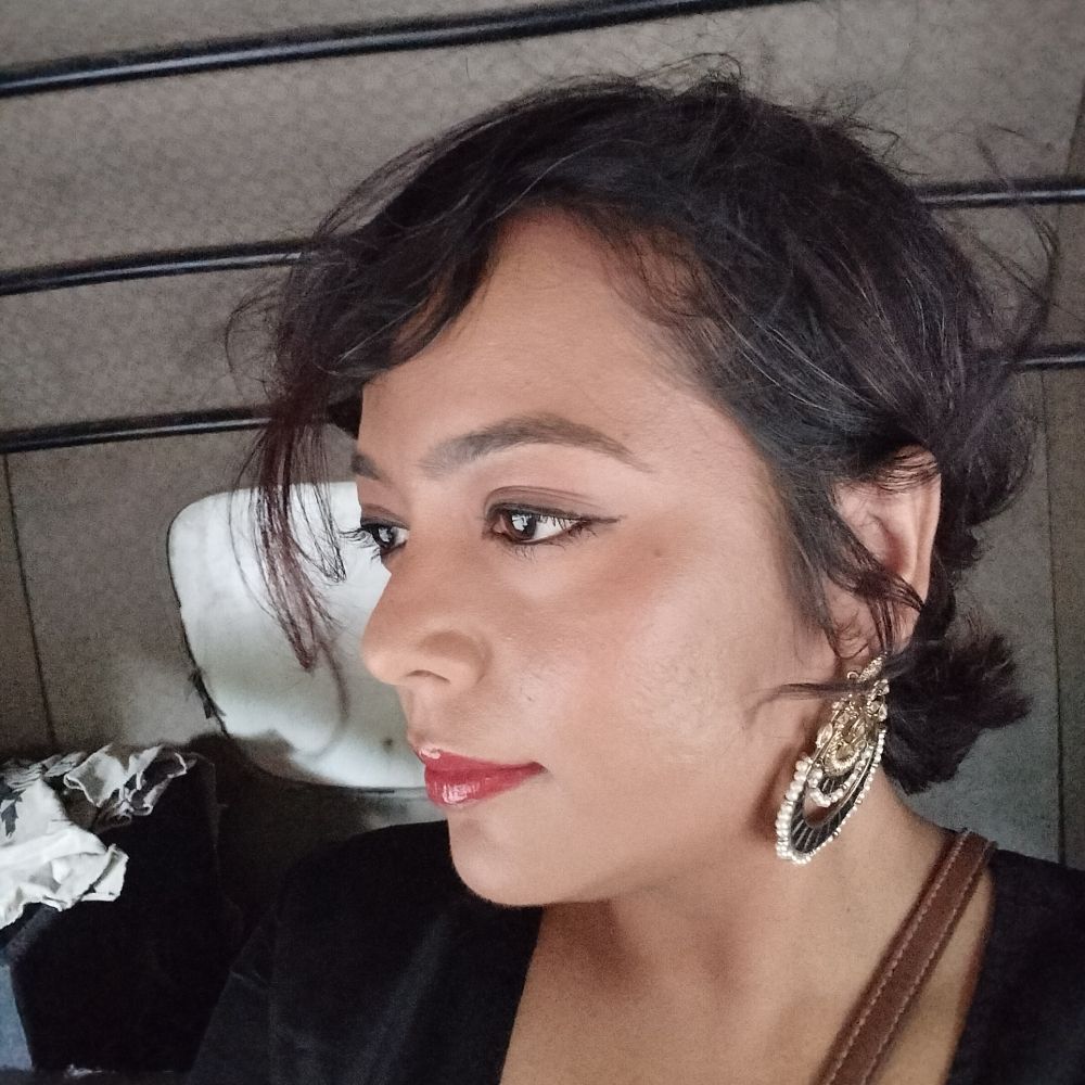 MizBee (Tia Basu)