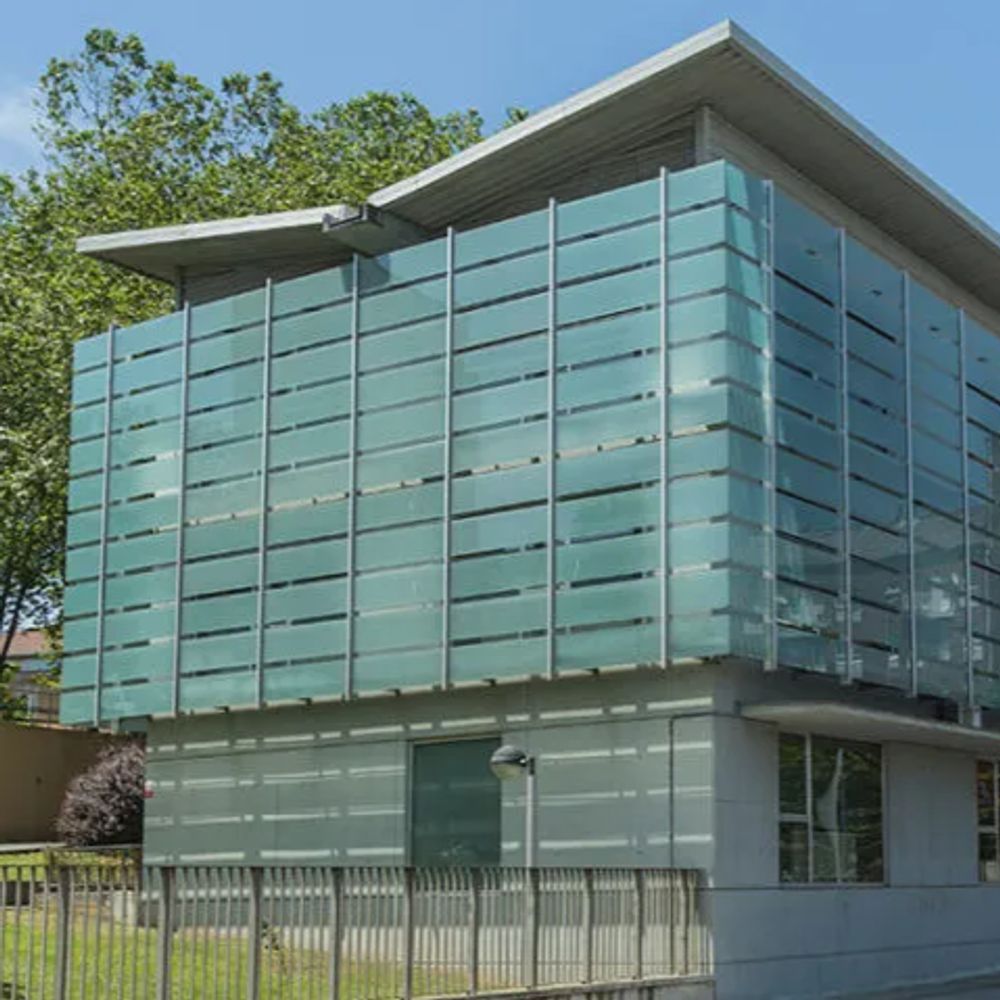 Biblioteca Ángela Ruiz Robles - EPEF
