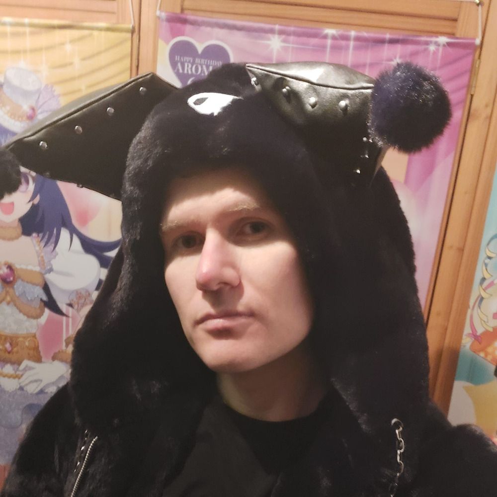 𝔗𝔯𝔞𝔰𝔥𝔊𝔯𝔢𝔪𝔩𝔦𝔫 (Jeff / ジェフ)