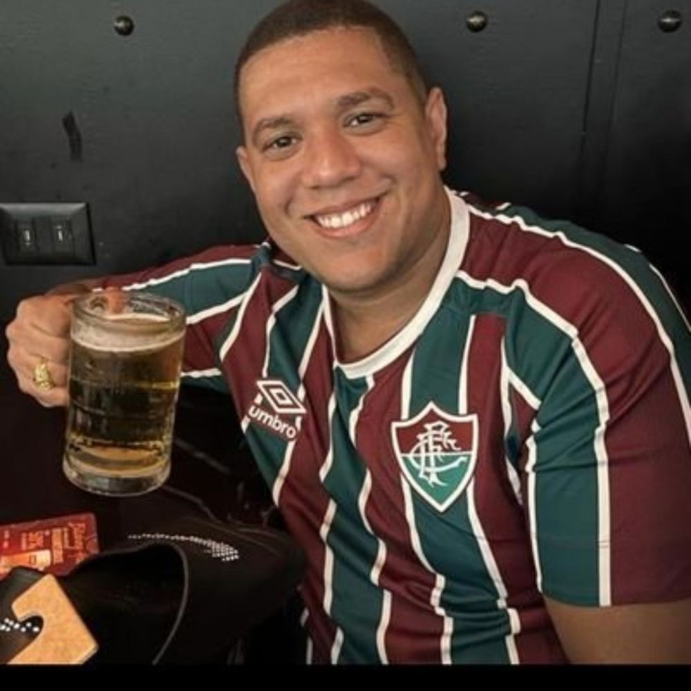Douglas Guimarães 