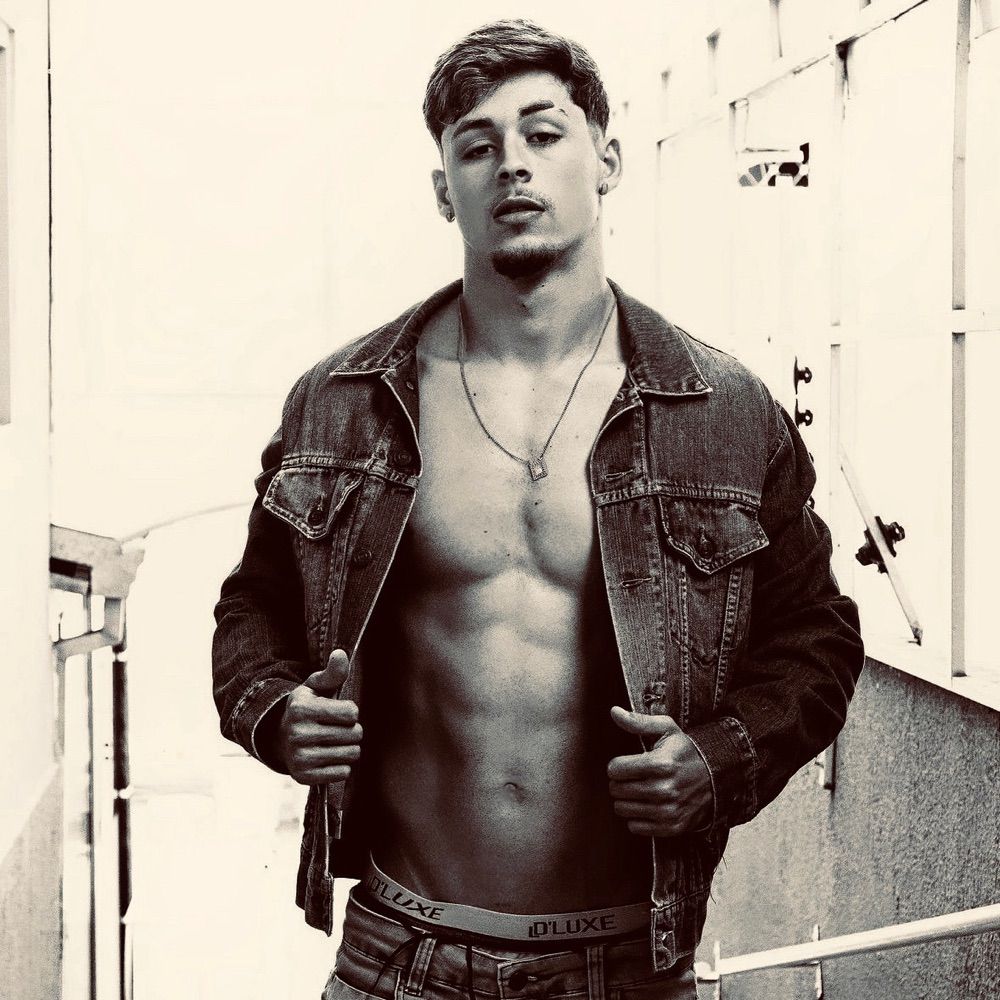 Alex 