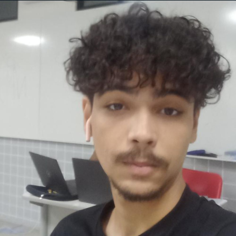 hetrionaousax.bsky.social