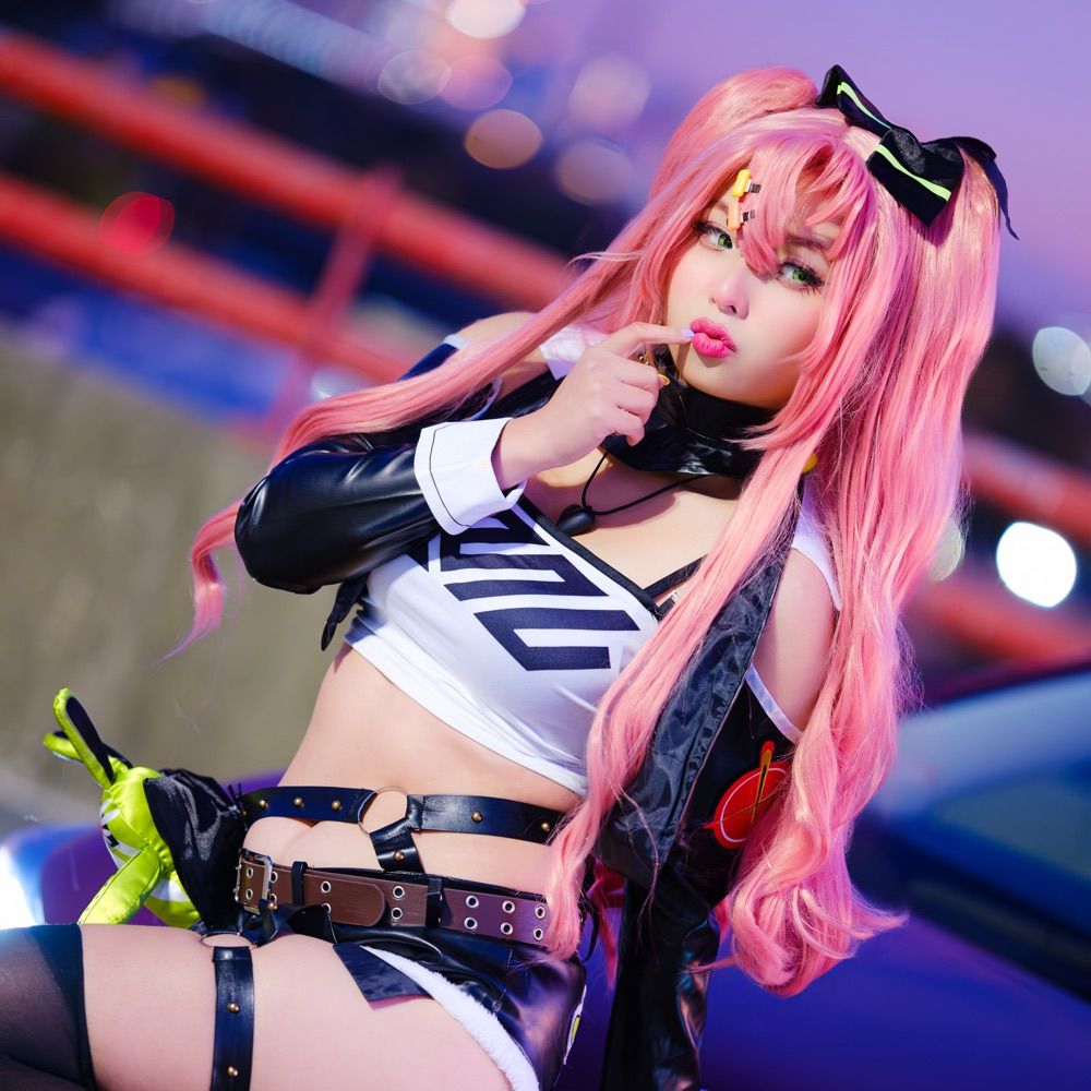 Sheri Cosplays 🌸