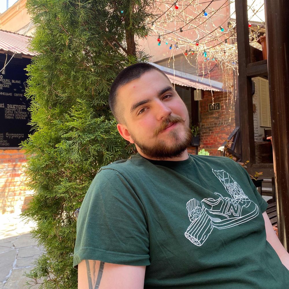 Вусатий лицар в тапках