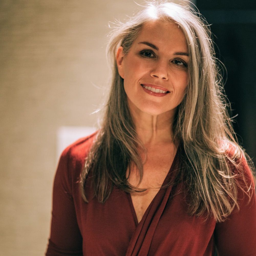 Deana Leonard