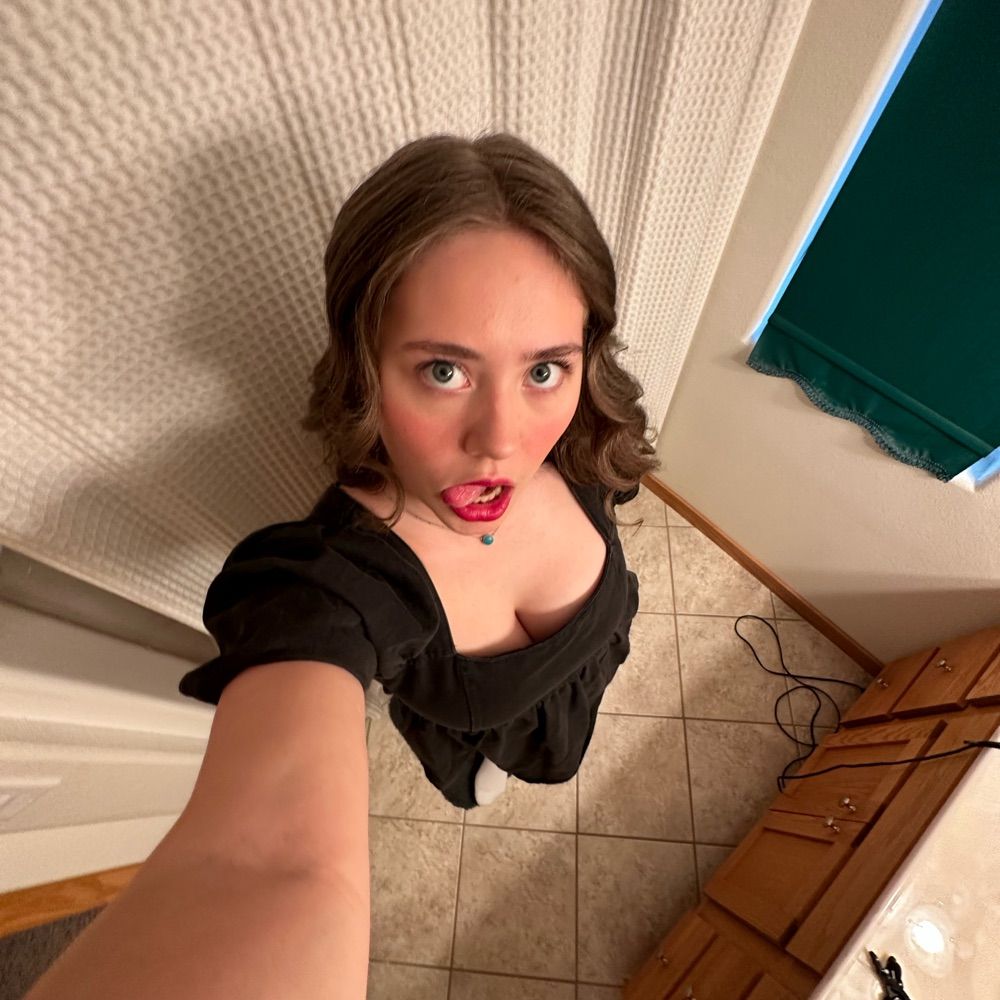 ella :)
