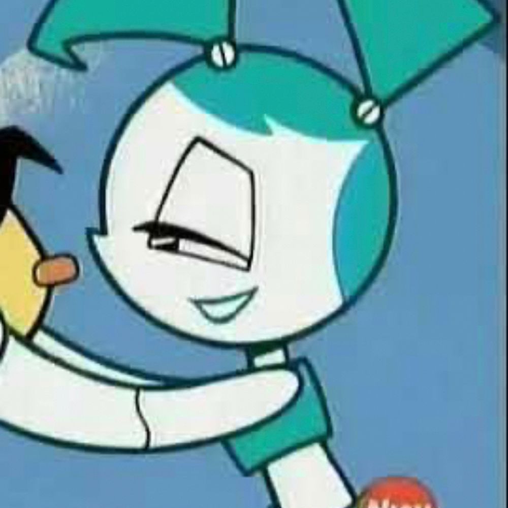 Finn 🦇🦴🤖🪽 ( #finnspo 🥰 )