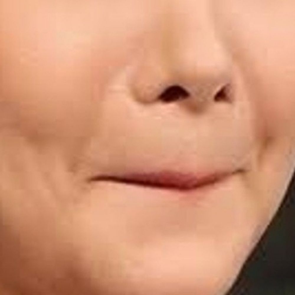 깣